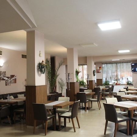 Family Hotel Bulgaria Kharmanli Exterior foto