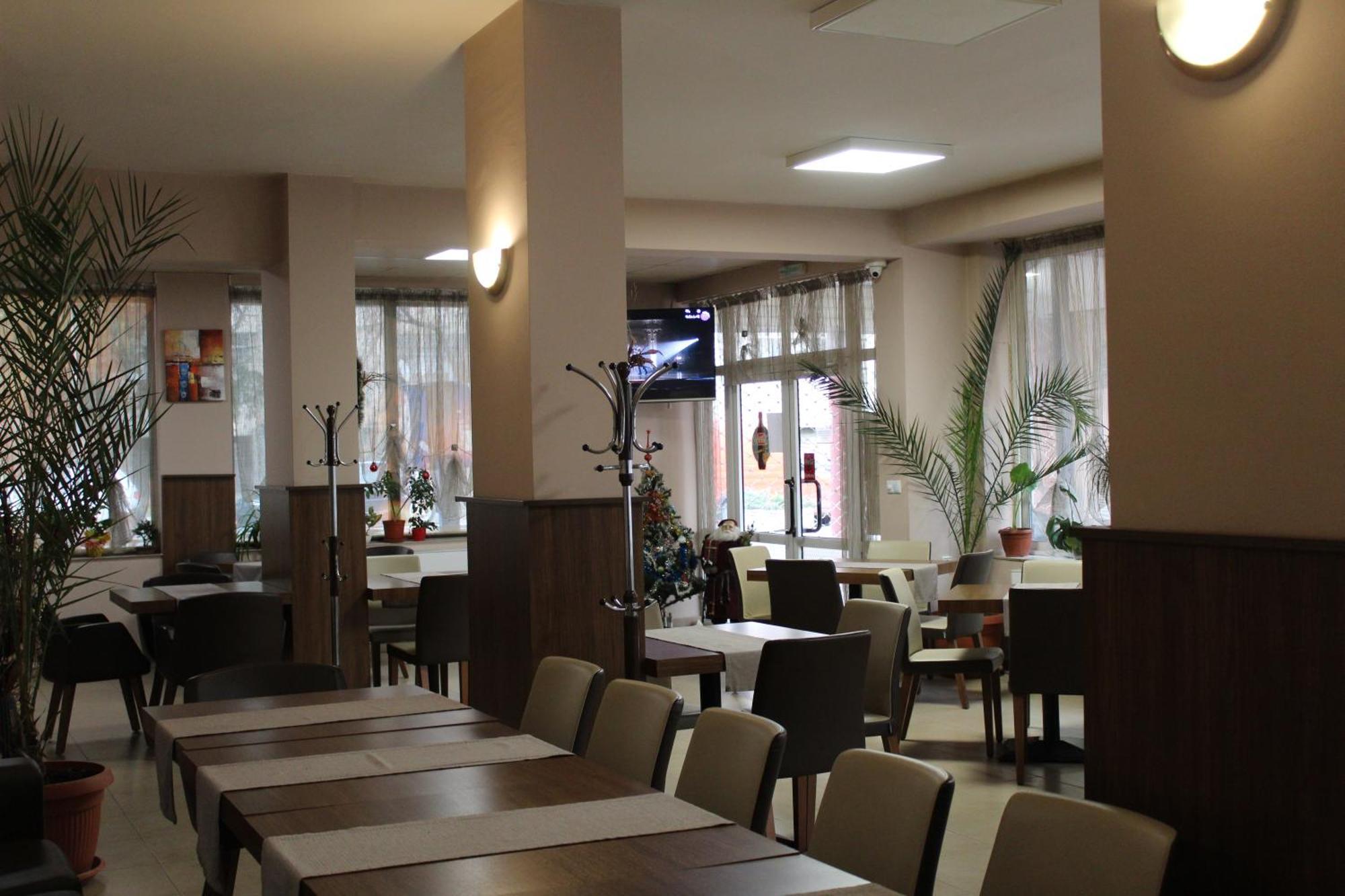 Family Hotel Bulgaria Kharmanli Exterior foto